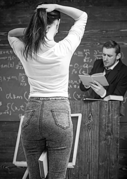 Алочка Университетте сексуалды. Алочка Университетте сексуалды.