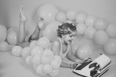 Çocuk gazeteci ya da yazar, kariyer.