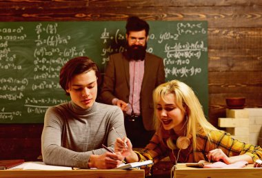 ollaboration öğretmen ile öğrenci başarısı için faydalıdır. Öğretim özel sınıflar öğretmen için en iyi seçeneklerden birini Şu anda.