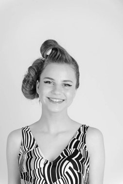 mutlu kızdı ile retro moda makyaj, pinup