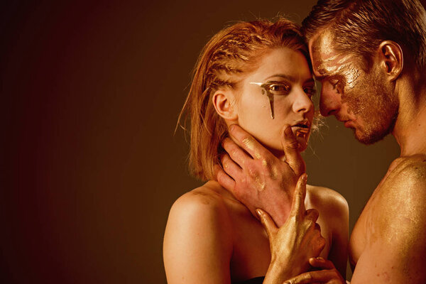 купаться в золоте. пара купаться в золоте, копировать пространство
.