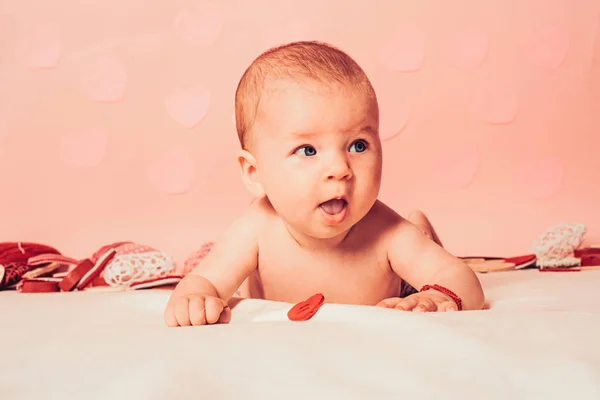 Having a child. Family. Child care. Childrens day. Small girl with cute face. parenting. Childhood and happiness. Portrait of happy little child. Sweet little baby. New life and baby birth — Stock Photo, Image