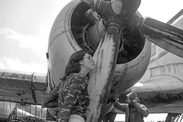 Lets go on an adventure. Air tour and travel. Couple in love at airplane. Loving couple on summer vacation. Sexy woman and handsome man enjoy summer romance. Family on vacation travel — Stock Photo, Image