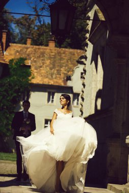 Genç seksi kadın gelin