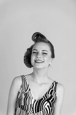 Pinup, gençlik ve görünüm.