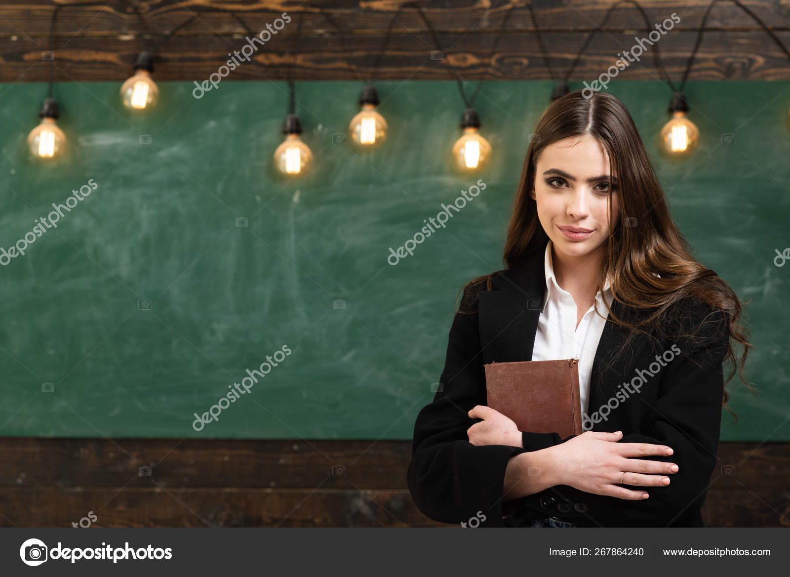 Dating someone 5 years older Mature women with black studs