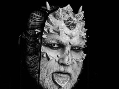 Adam hayali makyaj ile