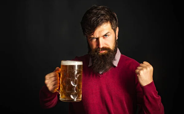 Retro man with a beer. Beer in Germany. Beer in the US. Beer in the UK. Brewery concept.
