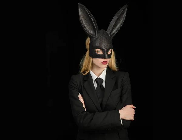 Sexy woman wearing a black Easter Bunny. Lovely woman in rabbit costume. — Stock Photo, Image