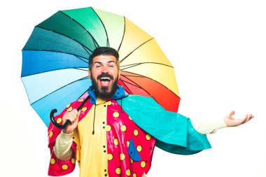 Sonbahar ruh hali ve hava sıcak ve güneşli ve yağmur mümkündür. Yağmur insanlar. Yağmur ve şemsiye Kasım kavramı. Beyaz arka plan üzerinde izole nesne.