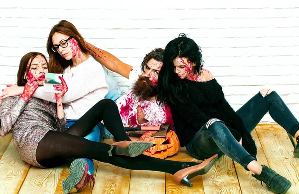 Friends dressed like Halloween monster. Vampire Halloween zombie group. Horror with scary Halloween Zombie. Fantasy horror Halloween. — Stock Photo, Image