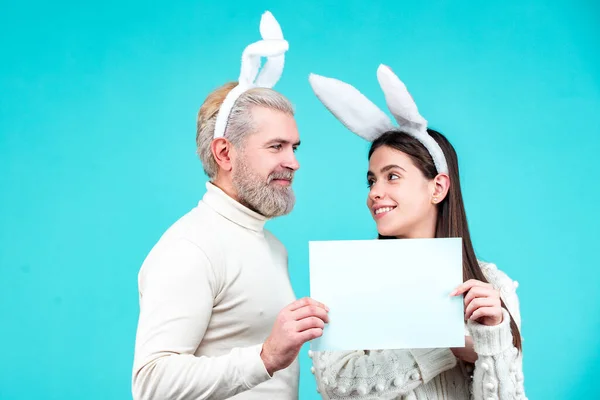 Happy Easter. Bunny couple dressed in costume Easter rabbit bunny on blue background isolated. — Stock Photo, Image