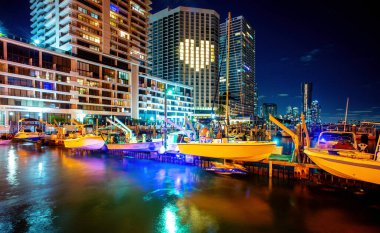 Miami, Florida, ABD Biscayne Körfezi ufuk çizgisi.