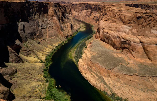 Canyon Travel Lifestyle Abenteuer. Horseshoe Bend am Grand Canyon bei Sonnenuntergang. Schöne Aussicht auf die Hufeisenbiegung. — Stockfoto