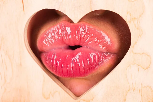 Lips in heart shape. Valentines day, kiss. — Stock Photo, Image