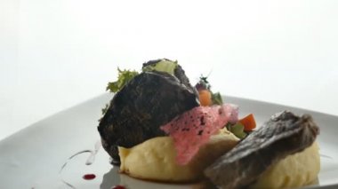 Lezzetli ve sağlıklı restoranlar kapanıyor. Mutfak tasarımı, moleküler gastronomi. Gastronomi egzotik gurme gıda konsepti.