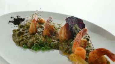 Lüks Moleküler Tabak ve Et. Haute food, aperatif konsepti..