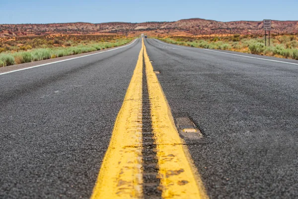 Una strada nel Parco Nazionale della Valle della Morte, California. — Foto Stock