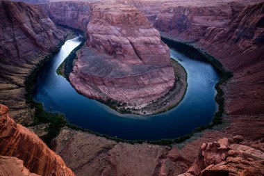 Kanyon Macerası Seyahat Rahatlama Konsepti. Batı Amerika. Yaz tatili konsepti. Kanyon. Arizona.