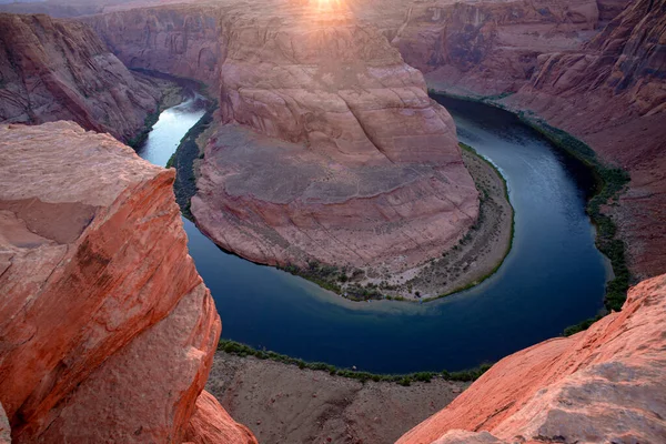 River Through the Grand Canyon at Sunset, Grand Canyon National Park, Arizona — Fotografia de Stock