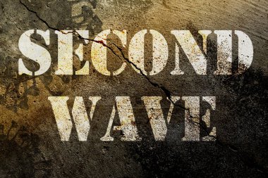 Soyut covid-19 ya da coronavirus illüstrasyonlu grunge arkaplanına yazılmış şablon harflerle ikinci bir WAVE. Video başlığı ekranı, podcast veya web arkaplanı, poster veya bilgi.