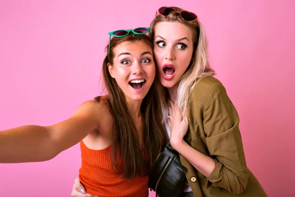 Close Stile Vita Moda Ritratto Due Giovani Ragazze Hipster Migliori — Foto Stock