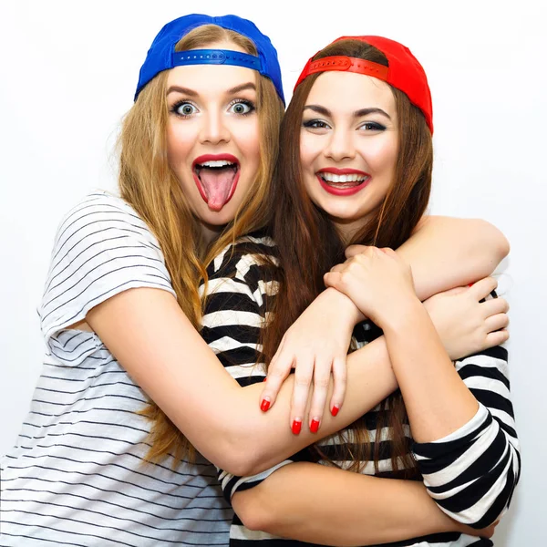 Close Fashion Lifestyle Portrait Two Young Hipster Girls Best Friends — Stock Photo, Image