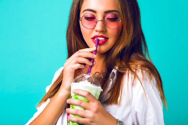 Young Beautiful Woman Drinking Smoothie Studio — Stock Photo, Image
