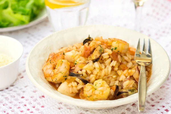 Italian Rice Dish Risotto Seafood Shrimps Mussels Parmesan Cheese — Stock Photo, Image