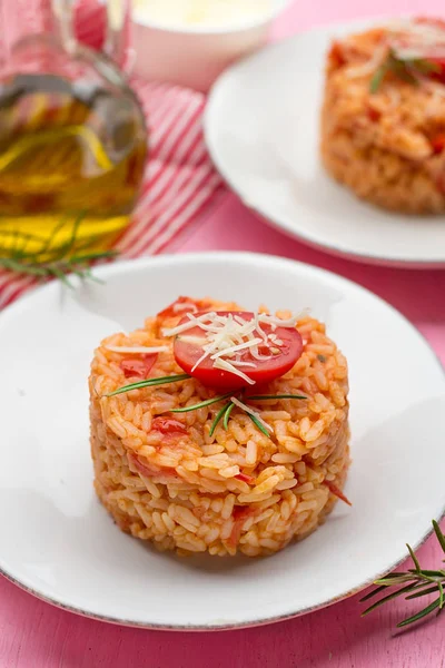 Tasty Tomato Rice Grated Cheese Tomato Sauce — Stock Photo, Image