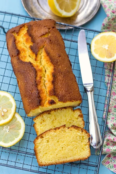 stock image Moist and fluffy homemade lemon cake loaf