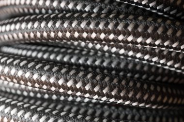 siyah ve beyaz ses kablosu kavramı 