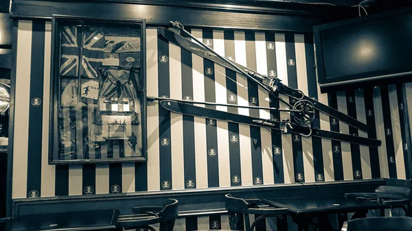 Fransa 'nın Lyon şehrinde rahat bir kafe