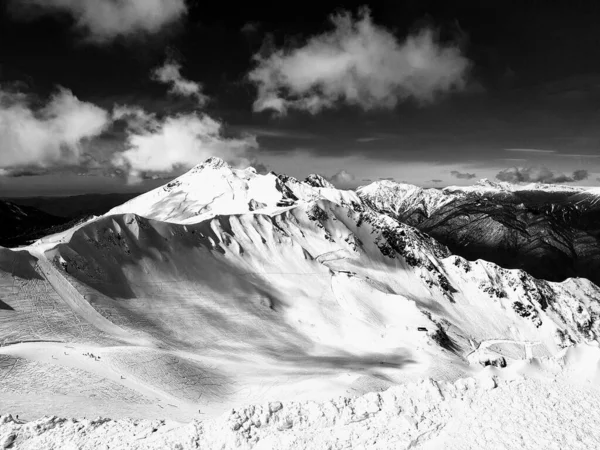 Panoráma Rosa Khutor Síközpont Északi Lejtőjéről — Stock Fotó