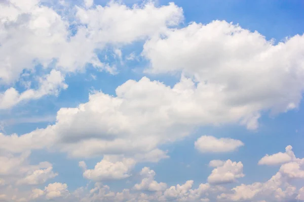 Céu Azul Bonito Nuvens Fundo Natural — Fotografia de Stock