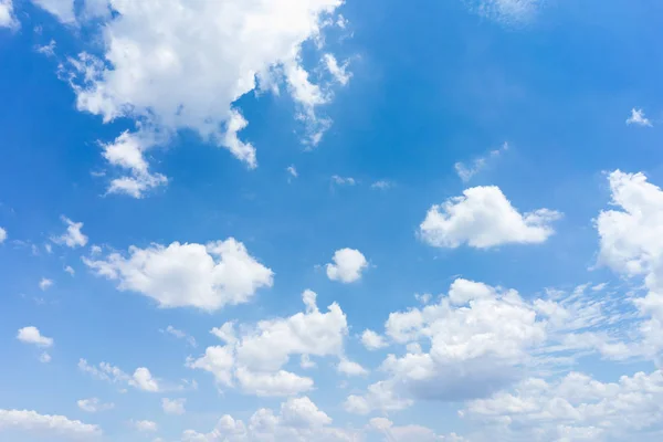 Hermoso Cielo Azul Nubes Fondo Natural — Foto de Stock