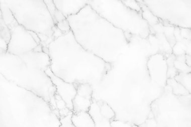 Arkaplan veya tasarım sanatı için doğal desenli beyaz mermer dokusu.