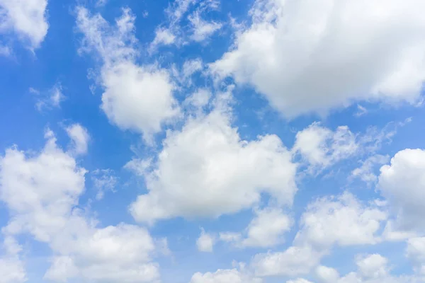 Hermoso Cielo Azul Nubes Fondo Natural — Foto de Stock