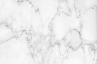 Arkaplan veya tasarım sanatı için doğal desenli beyaz mermer dokusu.