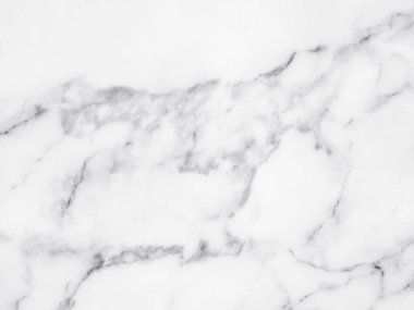 Arkaplan veya tasarım sanatı için doğal desenli beyaz mermer dokusu.