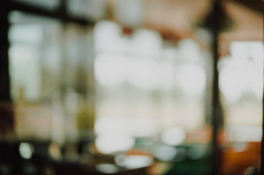 Soyut bulanıklık ve ufuk iç kahve dükkanı veya kafe arka planı için.