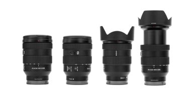 Bangkok, Tayland - 14 Aralık 2018: Yeni Sony Fe 24-105mm F4 G Oss Lens. Kamera aynasızlar Full Frame lens. Sony Japonya lideri kamera şirketinden geliyor.