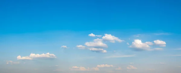 Hermoso Panorama Cielo Azul Nubes Con Luz Natural Fondo — Foto de Stock