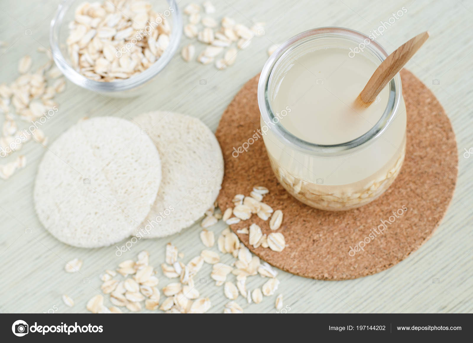 homemade facial with oatmeal