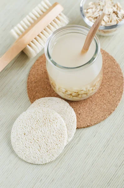 Homemade Oatmeal Face Cleanser Diy Oatmeal Milk Toner Natural Skin — Stock Photo, Image
