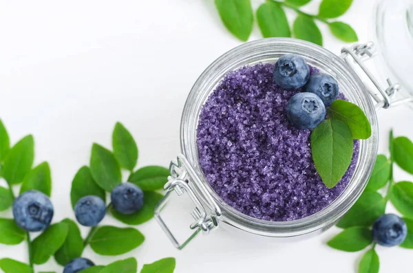 Cuci Gula Blueberry Buatan Sendiri Garam Mandi Rendam Kaki Dalam — Stok Foto