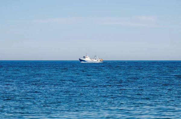 Beautiful Mediterranean Sea Fishing Boat Horizon — Stock Photo, Image