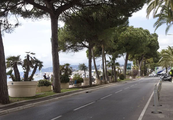 Cannes Frankrijk April 2017 Road Geconfronteerd Met Cannes Croisette — Stockfoto