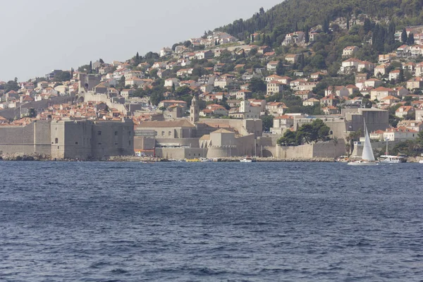 Dubrovnik Croata Agosto 2017 Vista Desde Isla Lokrum Dubrovnik Antiguas — Foto de Stock