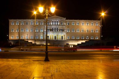 ATİNA, GREECE - 12 AĞUSTOS 2016: Atina 'daki Yunan Parlamentosu Gecesi